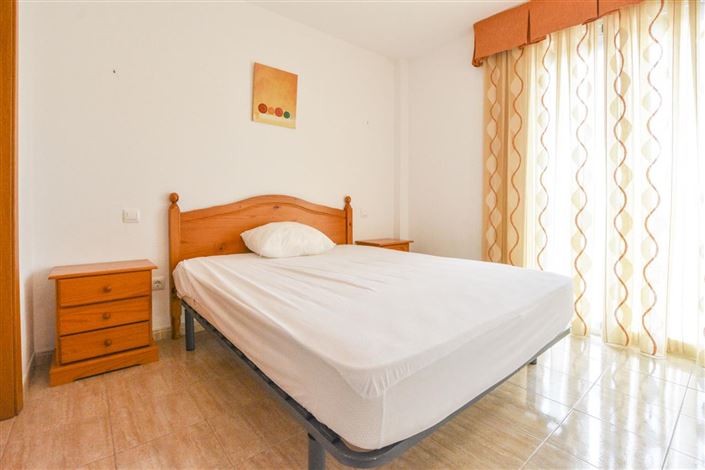 Image No.21-3 Bed Apartment for sale