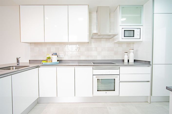 Image No.4-2 Bed Property for sale