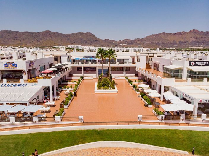 Image No.11-3 Bed Property for sale