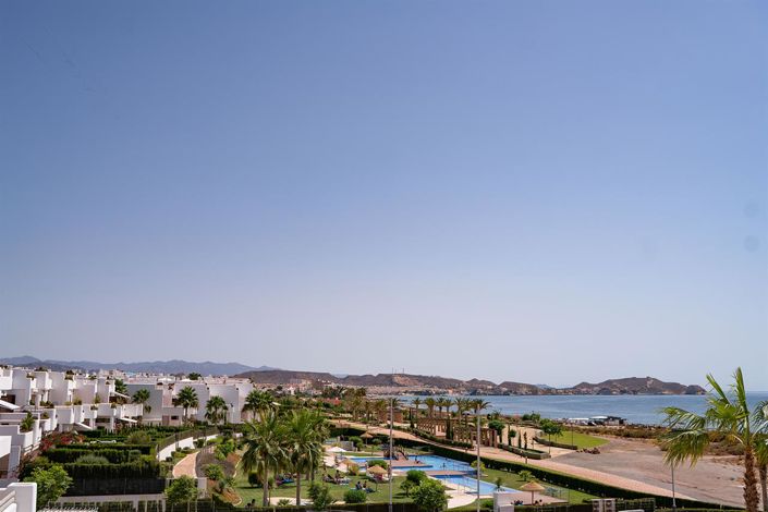 Image No.17-3 Bed Property for sale