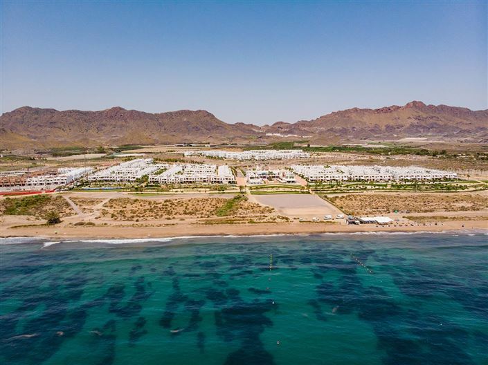 Image No.20-3 Bed Property for sale