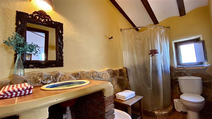 Image No.22-8 Bed Villa for sale