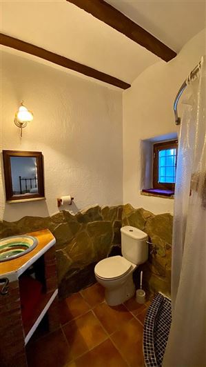 Image No.33-8 Bed Villa for sale