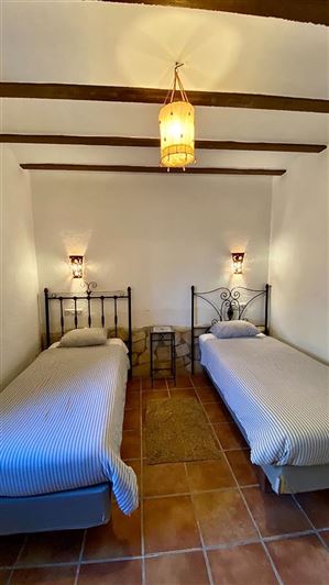 Image No.34-8 Bed Villa for sale