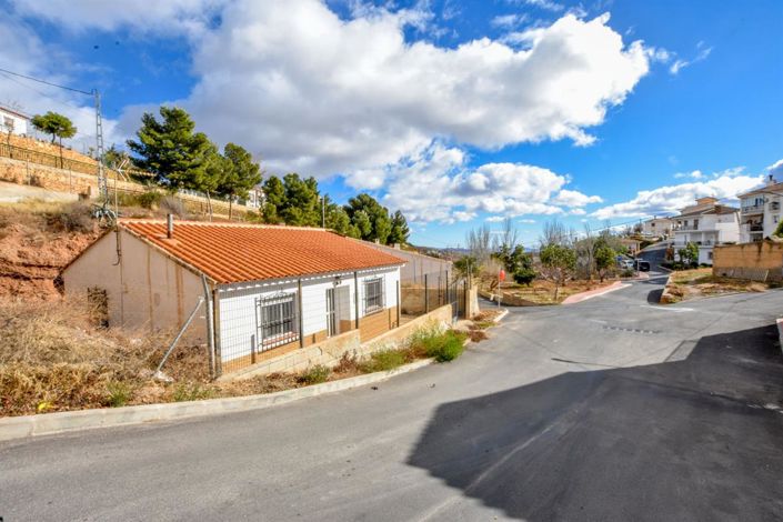 Image No.2-2 Bed Villa for sale