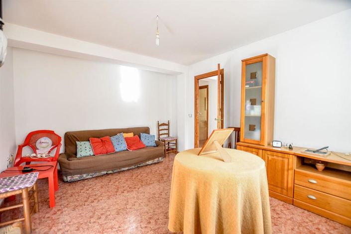 Image No.9-2 Bed Villa for sale