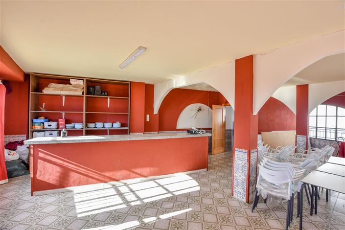 Image No.8-3 Bed Property for sale