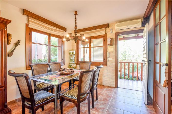 Image No.36-6 Bed Villa for sale