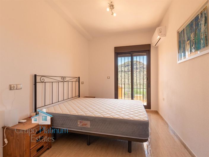 Image No.10-2 Bed Apartment for sale