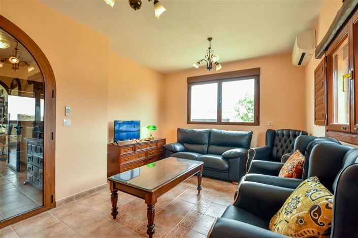 Image No.10-3 Bed Villa for sale