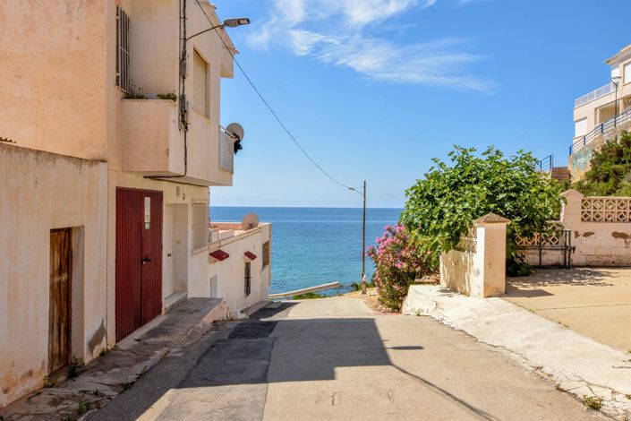 Image No.23-2 Bed Property for sale