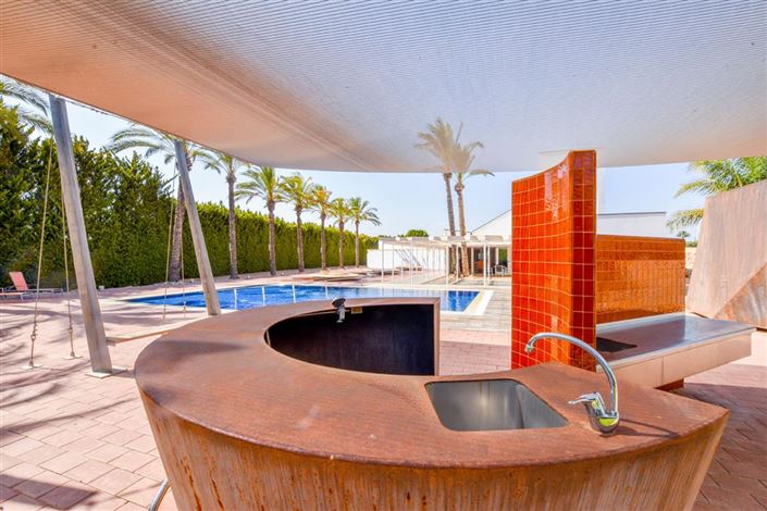 Image No.12-3 Bed Villa for sale