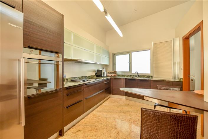 Image No.27-3 Bed Villa for sale