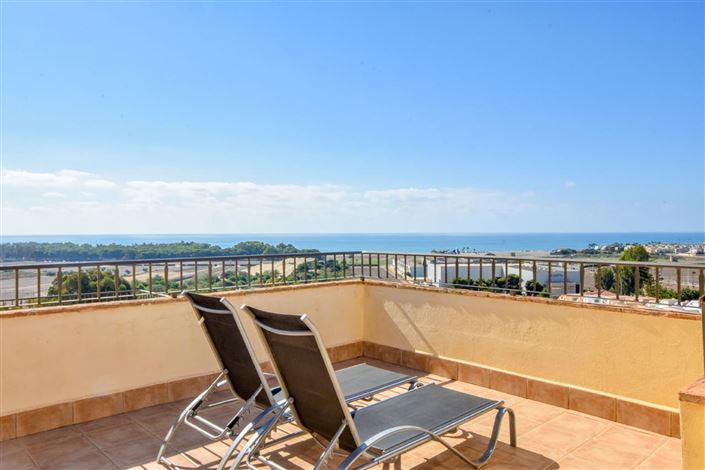 Image No.28-2 Bed Property for sale