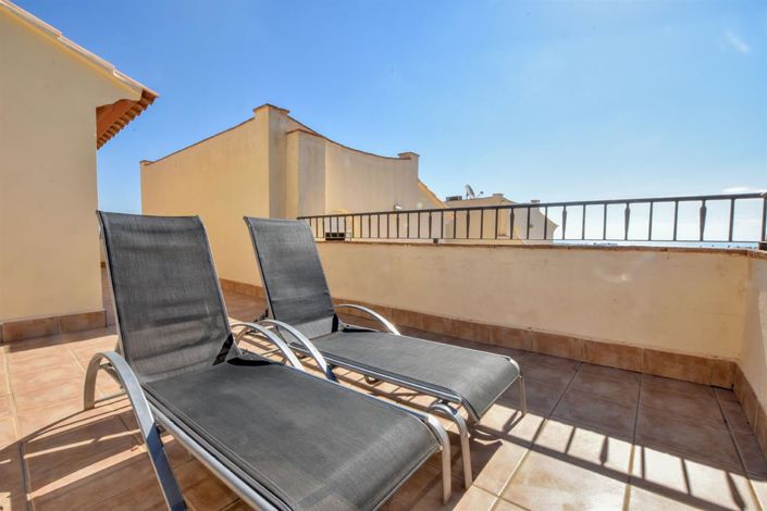 Image No.28-2 Bed Property for sale