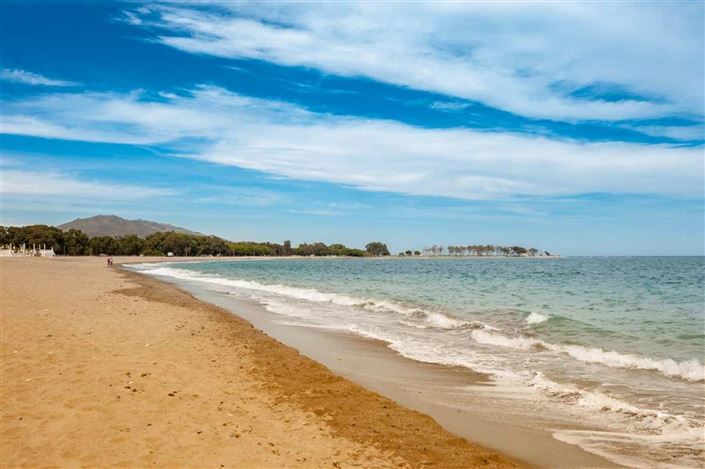 Image No.31-2 Bed Property for sale