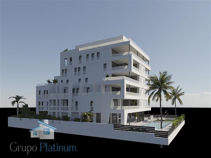 Image No.14-3 Bed Apartment for sale