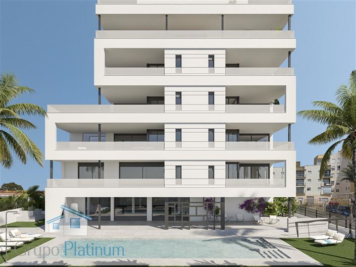 Image No.10-3 Bed Apartment for sale