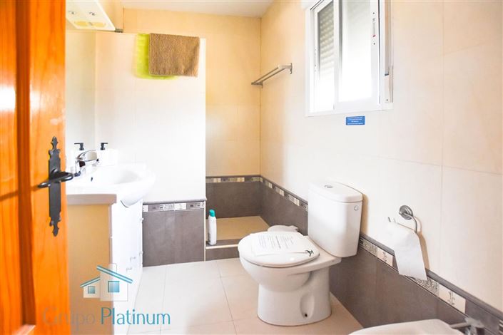 Image No.22-7 Bed Villa for sale