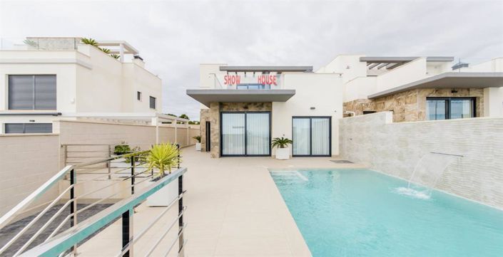 Image No.2-3 Bed Villa for sale