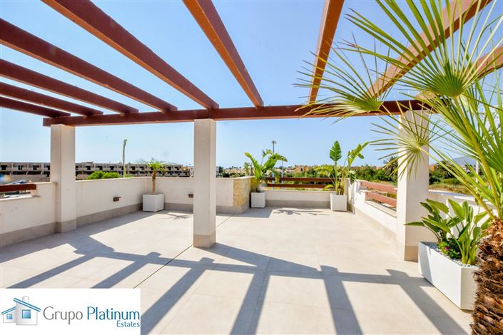 Image No.8-3 Bed Villa for sale