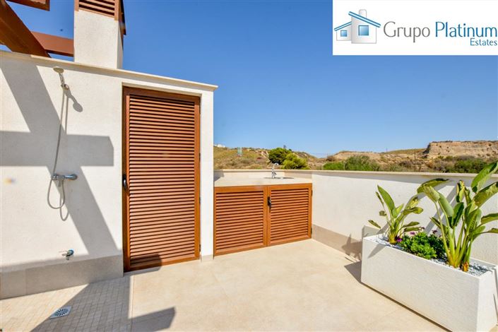 Image No.9-3 Bed Villa for sale