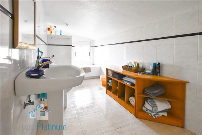 Image No.21-5 Bed Villa for sale