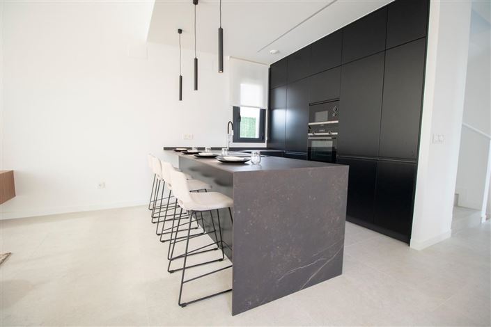 Image No.11-3 Bed Villa for sale