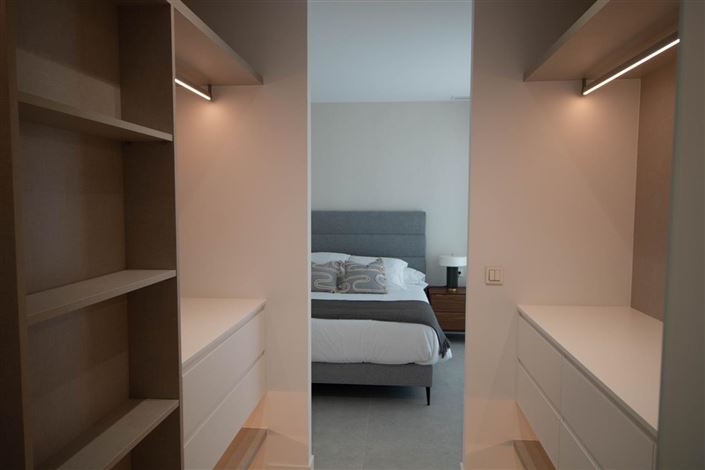 Image No.27-3 Bed Villa for sale