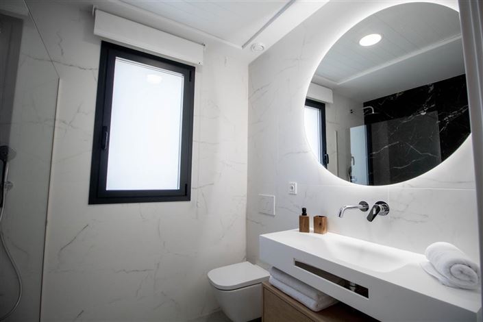 Image No.29-3 Bed Villa for sale