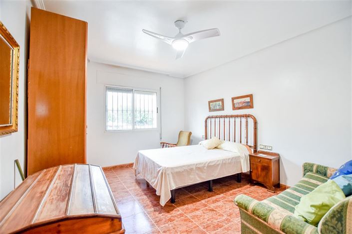 Image No.24-4 Bed Villa for sale