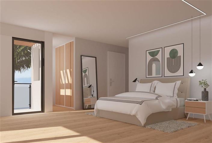 Image No.3-4 Bed Property for sale