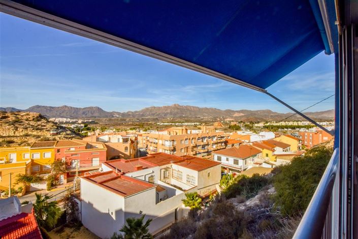 Image No.9-3 Bed Property for sale