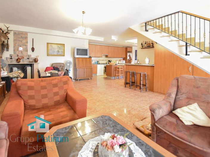 Image No.9-3 Bed Villa for sale