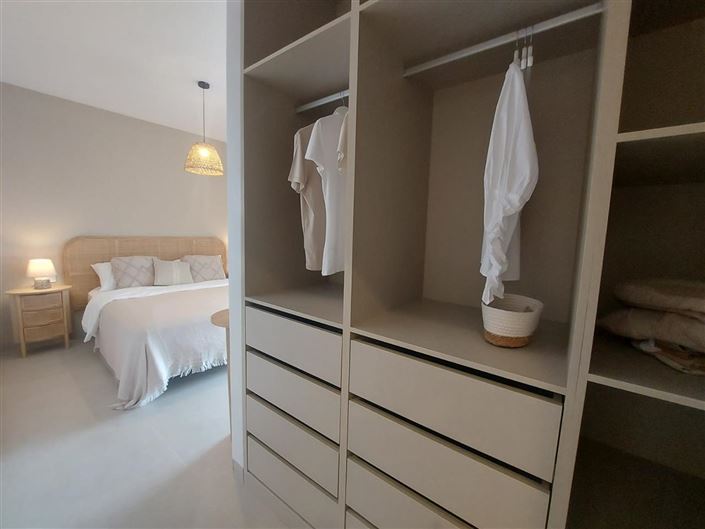 Image No.19-2 Bed Property for sale