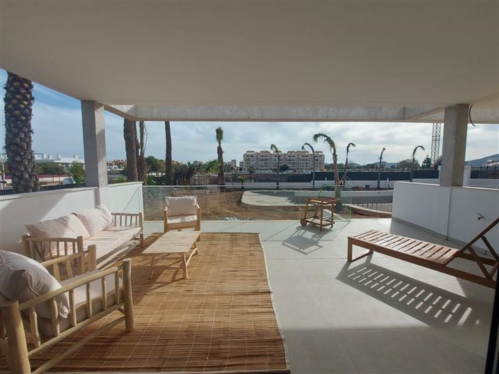 Image No.4-2 Bed Property for sale