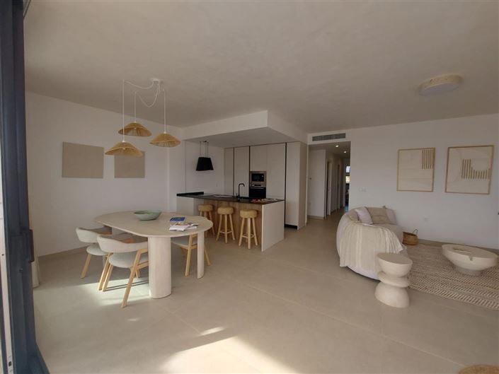 Image No.16-2 Bed Apartment for sale