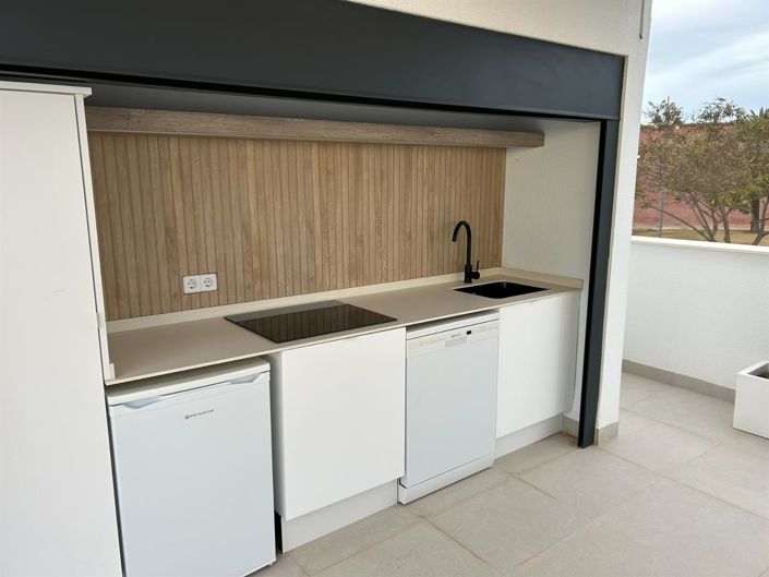 Image No.32-3 Bed Villa for sale