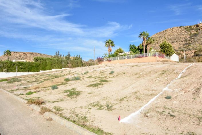 Image No.14-3 Bed Villa for sale