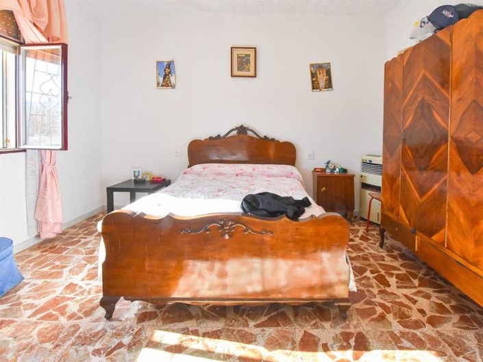 Image No.6-3 Bed Villa for sale