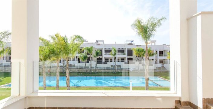 Image No.1-Propriété de 3 chambres à vendre à Torrevieja