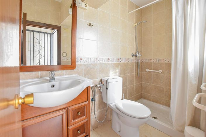 Image No.3-Propriété de 4 chambres à vendre à Almeria