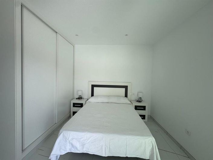 Image No.22-3 Bed Villa for sale