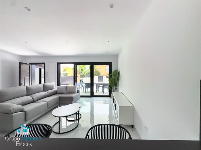 Image No.6-2 Bed Villa for sale