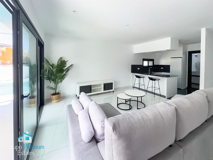 Image No.7-2 Bed Villa for sale