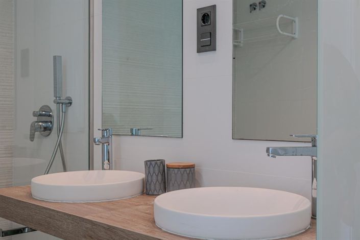 Image No.8-3 Bed Apartment for sale