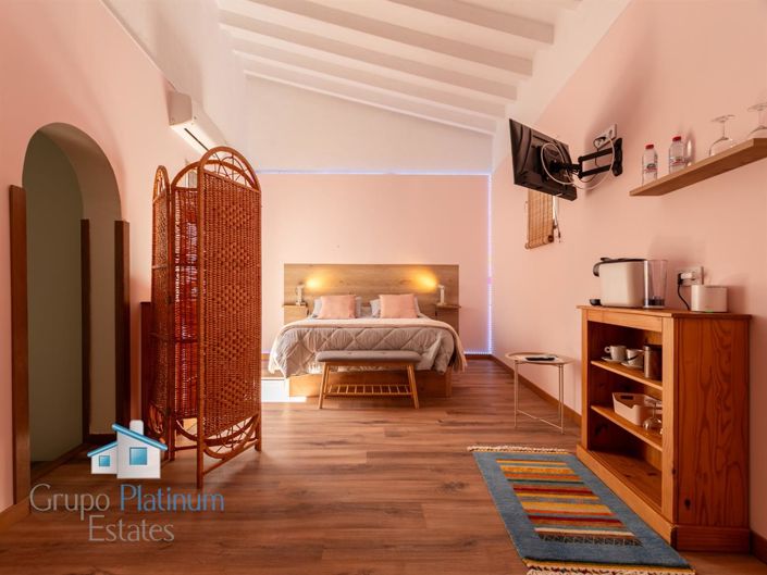 Image No.16-6 Bed Villa for sale