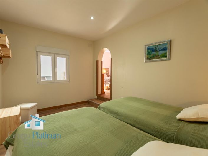 Image No.20-6 Bed Villa for sale