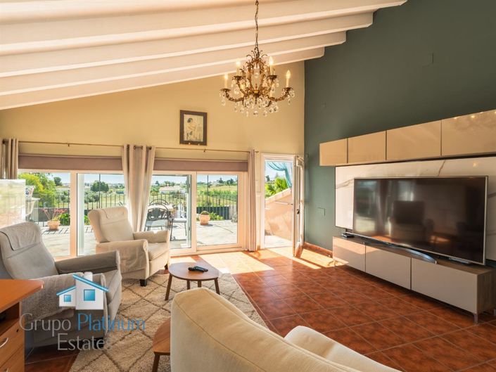Image No.37-6 Bed Villa for sale