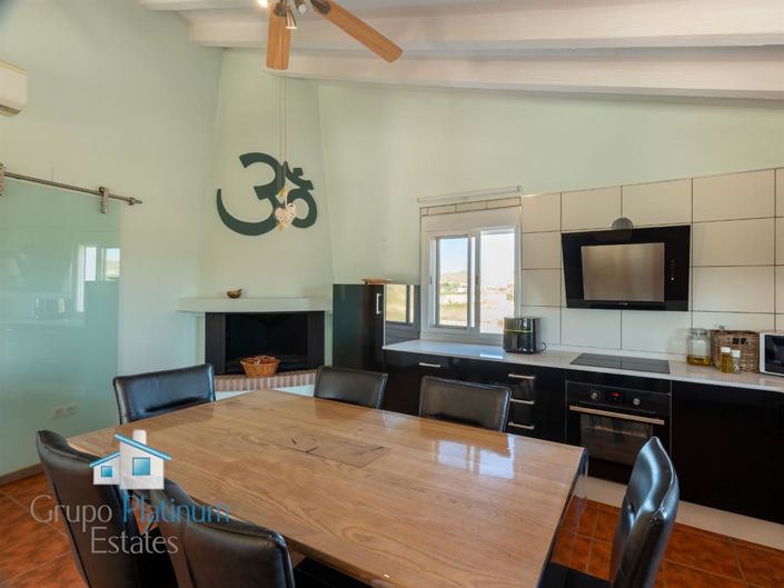 Image No.39-6 Bed Villa for sale